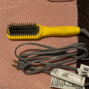 Drybar The Baby Brush Crush Mini Heated Straightening Brush